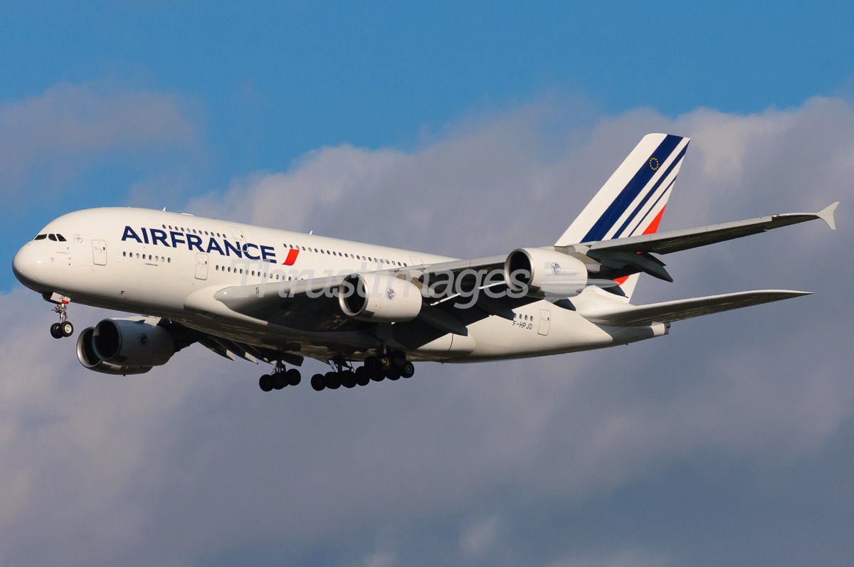 Airbus A380-861 F-HPJD (cn 049)